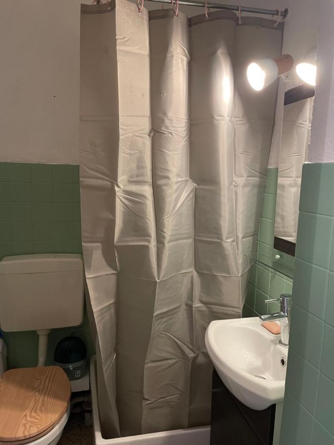 Ferienwohnung Studio Amelie Proche Des Thermes 2Ieme Etage Exterior foto